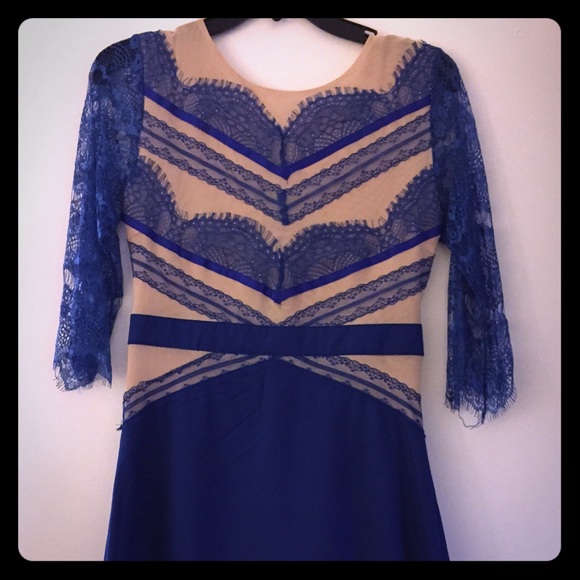 Lace short dress royal blue