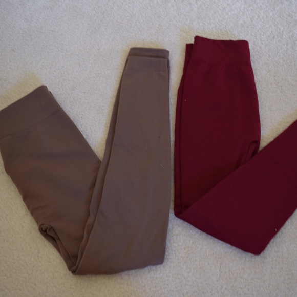 Two pairs of leggings (burgundy and beige)
