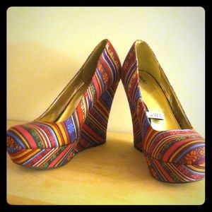 5 inch multi print wedge heels