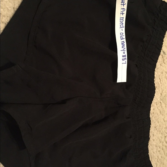 Clothes - Picture 4 of 4