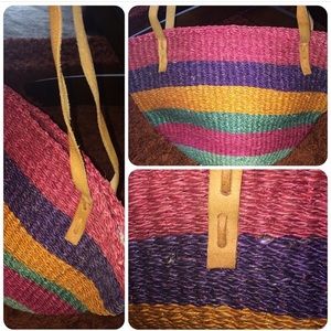 LARGE VINTAGE MULTI COLOR STRAW HANDBAG