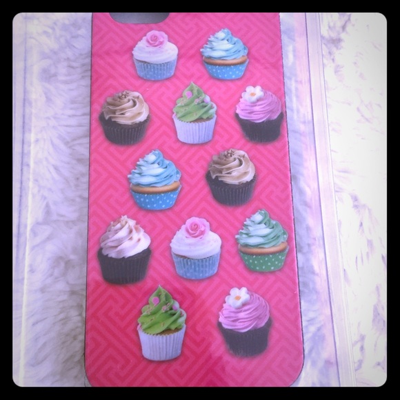 iPhone 5 cupcake case