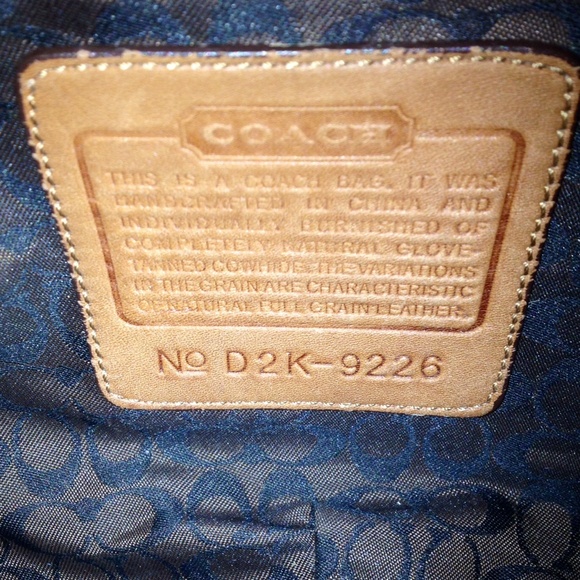 SOLD!!! 👜👜Vintage leather Coach purse - Picture 2 of 4