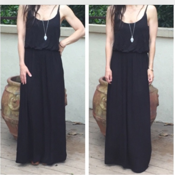 💥💥💥💥Black maxi dress ONE HOUR SALE - Picture 4 of 4