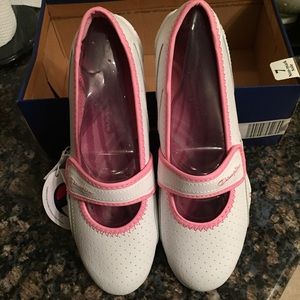 Champion woman's shoes. Size 7