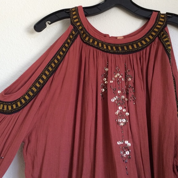 ❌Sold ❌ On Hold. Free People Beded top - Picture 4 of 4