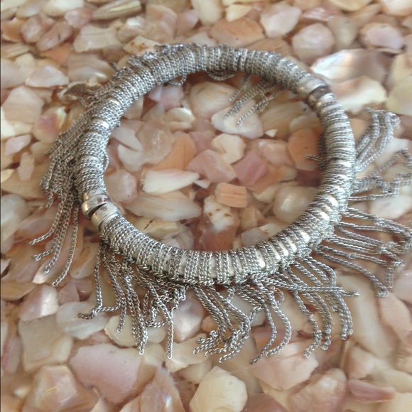 🎉Host Pick🎉 Fringed Bracelet⬇️