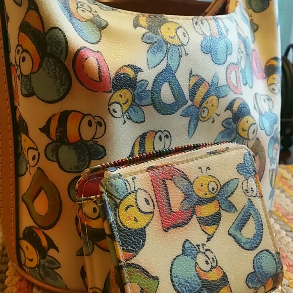 Dooney and Bourke  (Not for Sale, just pictures) - Picture 4 of 4
