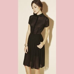 REFORMATION BLACK KNEE LENGTH DRESS -UNWORN ❤️