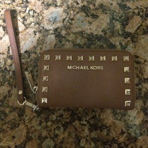 Michael Kors Wristlet wallet