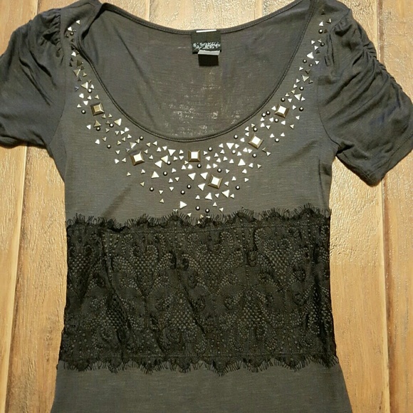 Gray Daytrip top