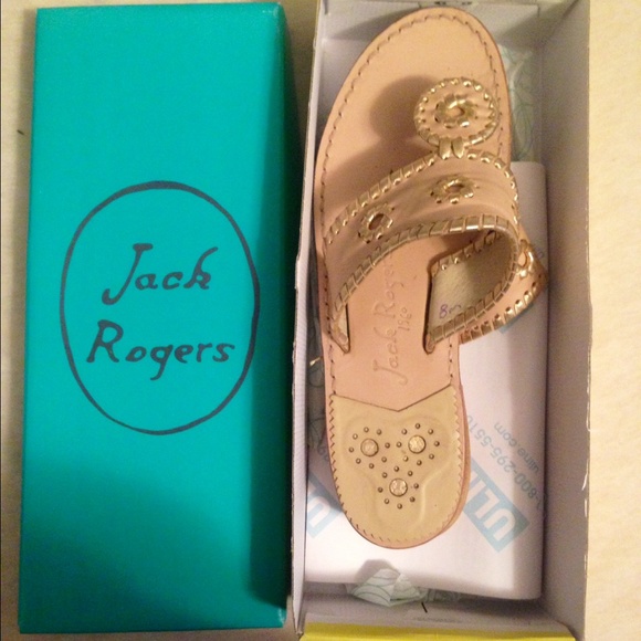 Traded to @delaneyjacke