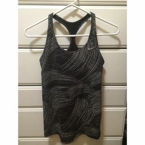 Nike dri fit workout top