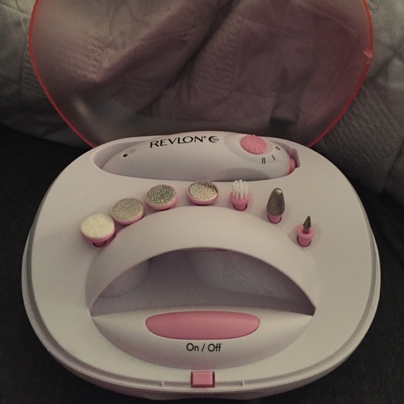 Revlon spa complete manicure kit - Picture 1 of 4