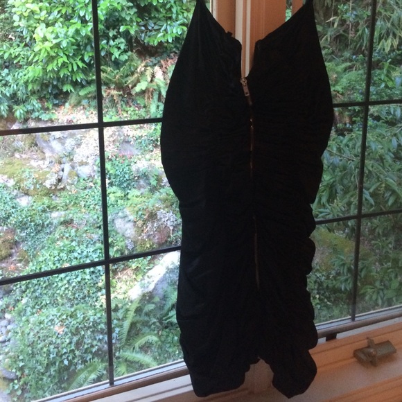 Betsy Johnson body con silk ruffle dress - Picture 1 of 4