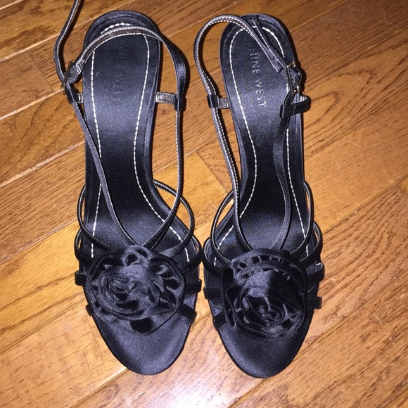 nine west black satin material heels