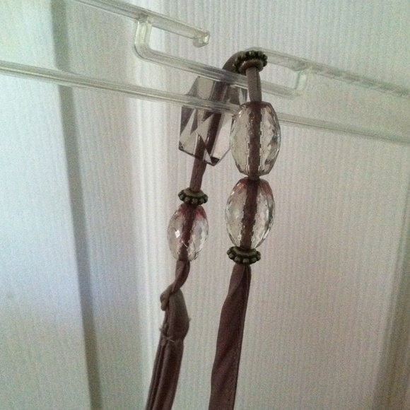 Flirty top - Picture 3 of 3