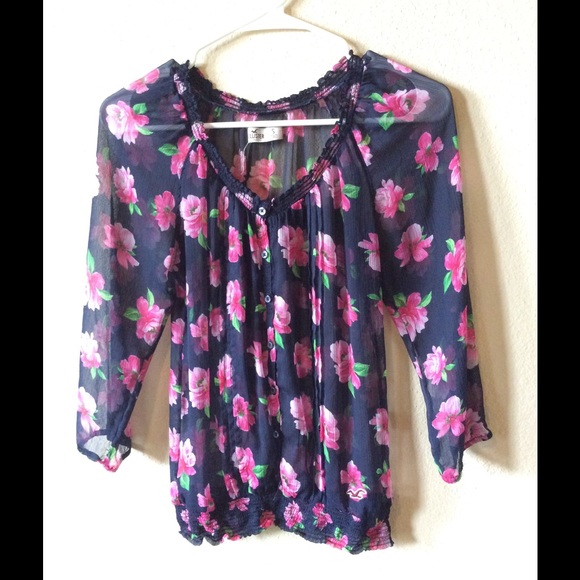 Hollister top - Picture 1 of 1