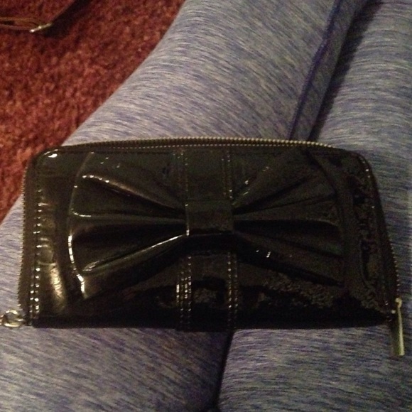 BOW WALLET