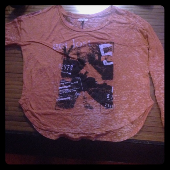 Long sleeve crop top