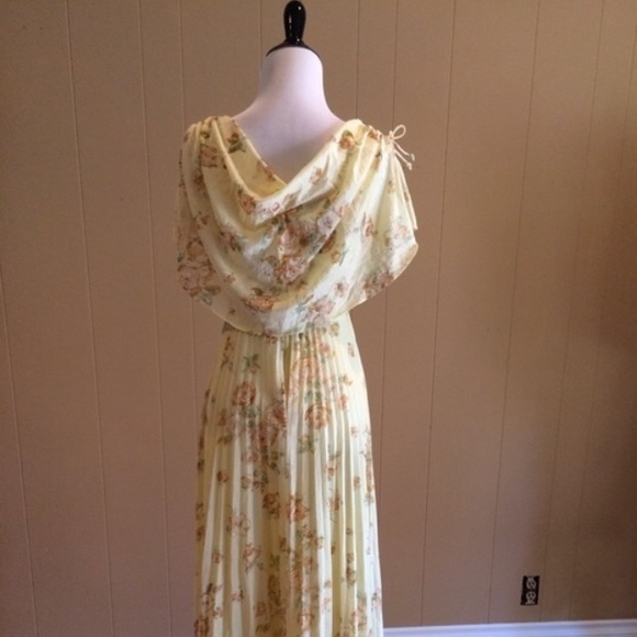 True Vintage Late 60's Party Dress - Picture 3 of 4