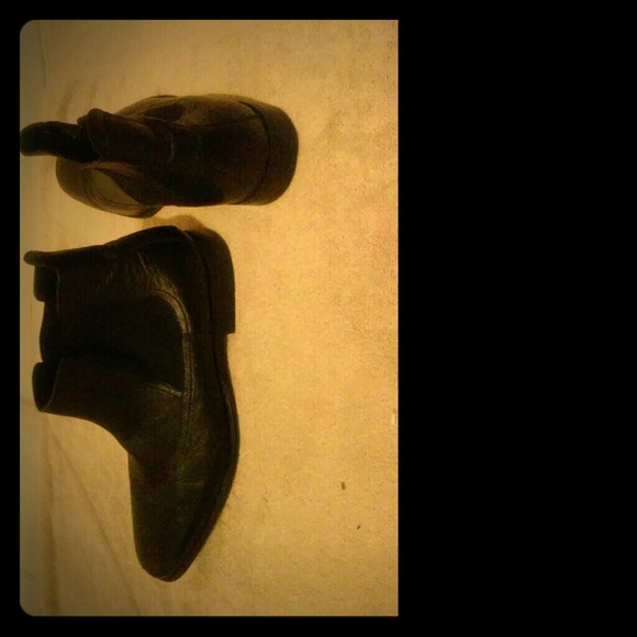 Men's shoes