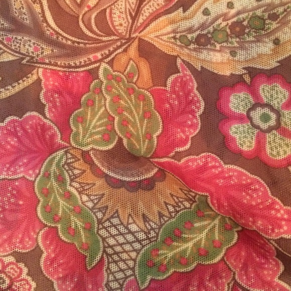 Tank top - Picture 2 of 2