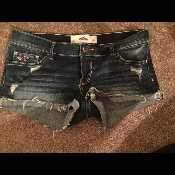 Hollister distressed shorts