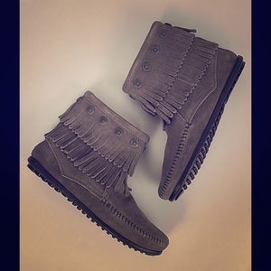 1hr.FLASH SALE!!!Grey festival moccasins