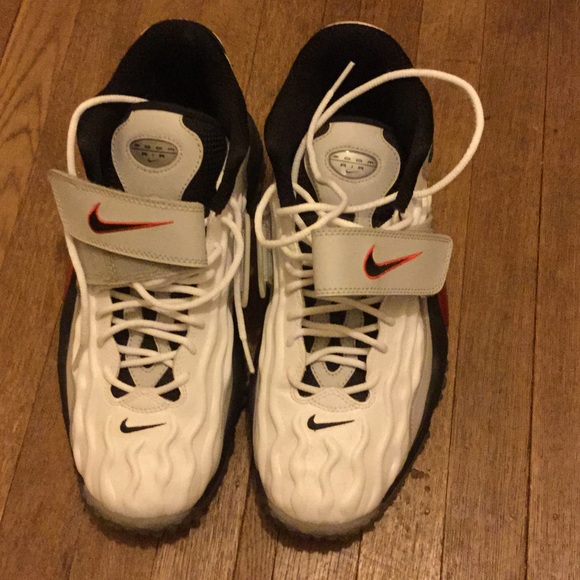 Nike zoom air turf sz10 nwot - men's