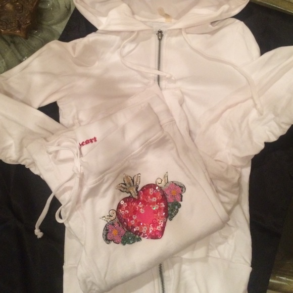 Sweatsuit - Picture 3 of 3