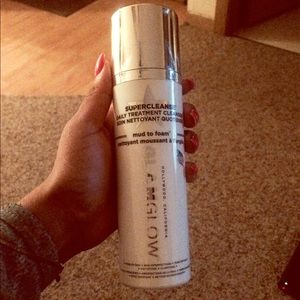 GlamGlow Mud Cleanser