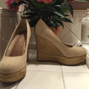 Aldo wedges !