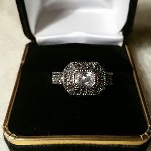 NWOT Park lane ring