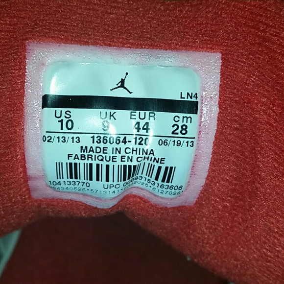 Fire red 3s - Picture 4 of 4