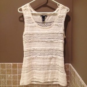 Women's Medium Lace Tank Top