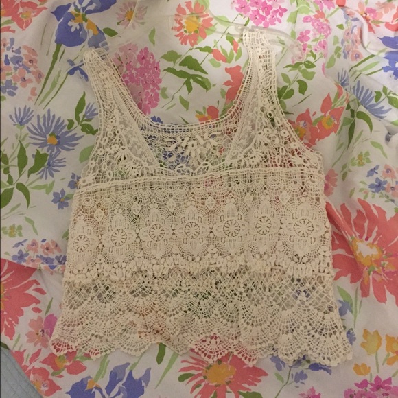 Lace knit tank! - Picture 2 of 2