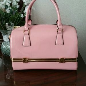 Gorgeous Pink (make-up or all purpose compartment)