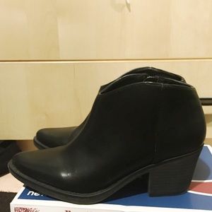 Black Pointed Booties