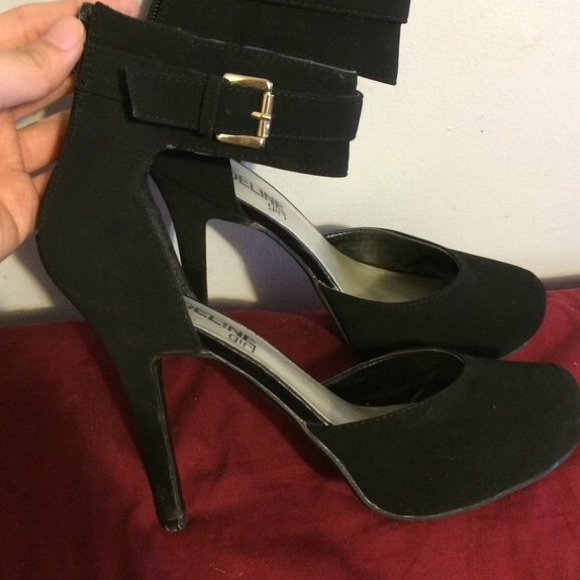 Black heels