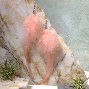 ✨🍑💥LUXURIOUS SOFT PEACH FEATHER DROP EARRINGS💥✨