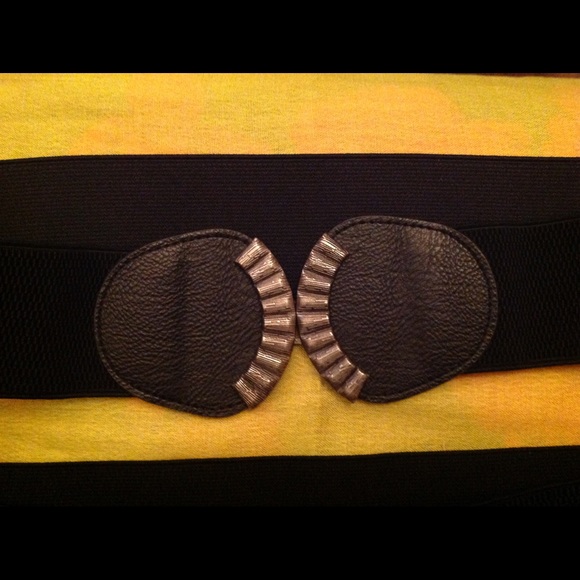 🎁PRICE✂️ HOLIDAY PRICE DROP🎅🏽EVERYTHING MUST GO - Picture 2 of 3