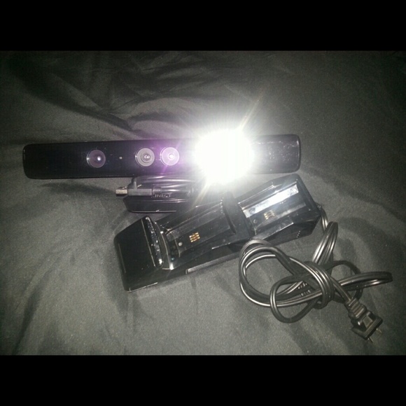 Xbox 360 camera & charger