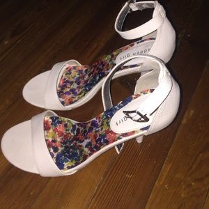 Strapped Madden girl heels