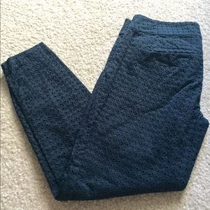 LOFT Navy Eyelet Ankle Pants | sz 2