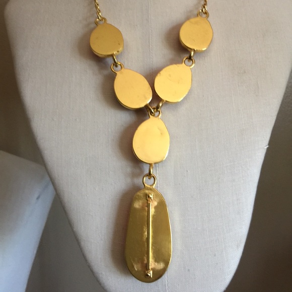 Necklace - Picture 2 of 3