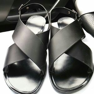 Plain black 90's style sandals