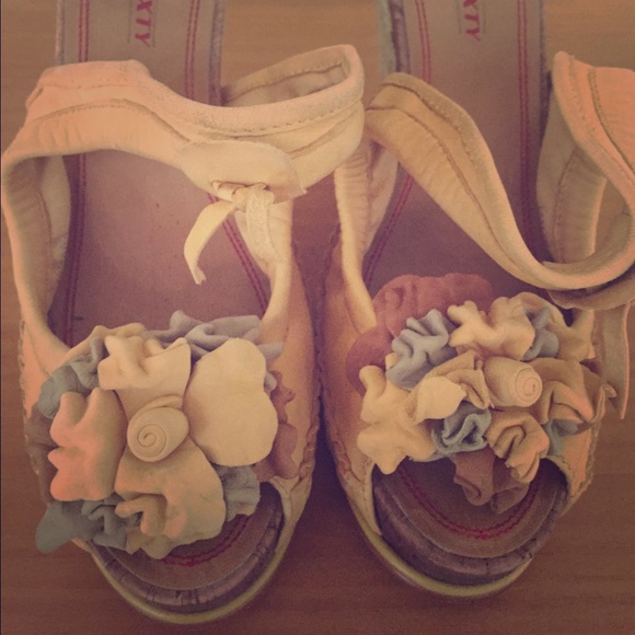 WEDGES👡