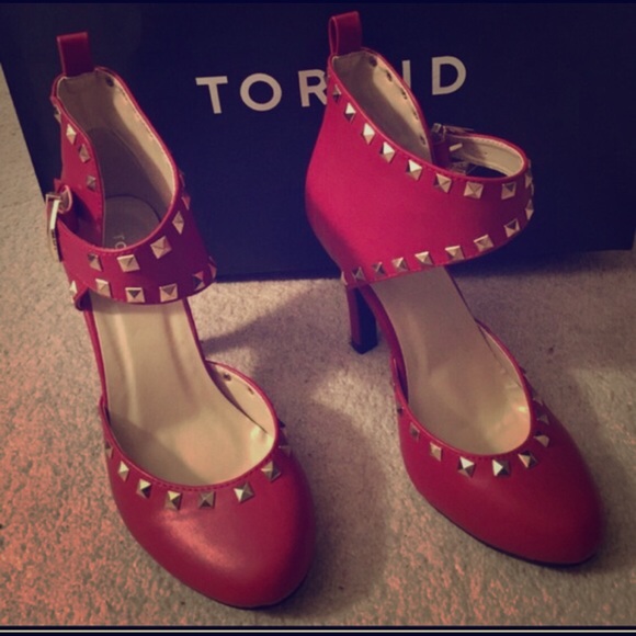 Red hot torrid 👠👠👠