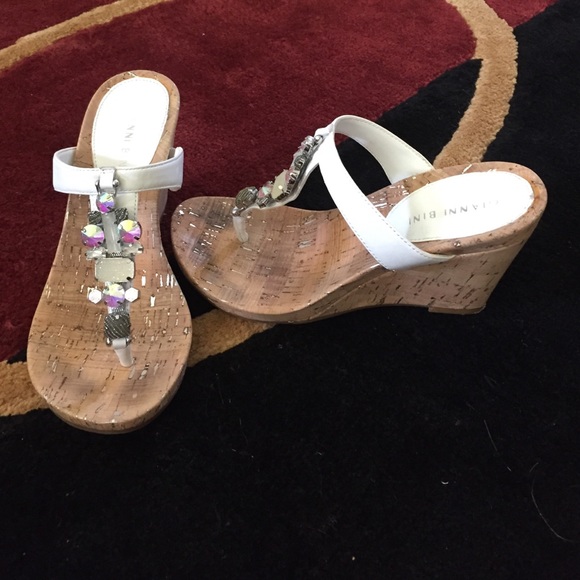 Gianni Bini sandals